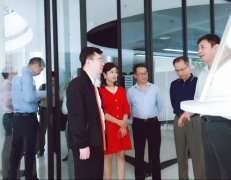 广东省工业和信息化局莅临华体会官方网站·华体会登录入口-华体会(中国)调研制造业创新中心建设情况 